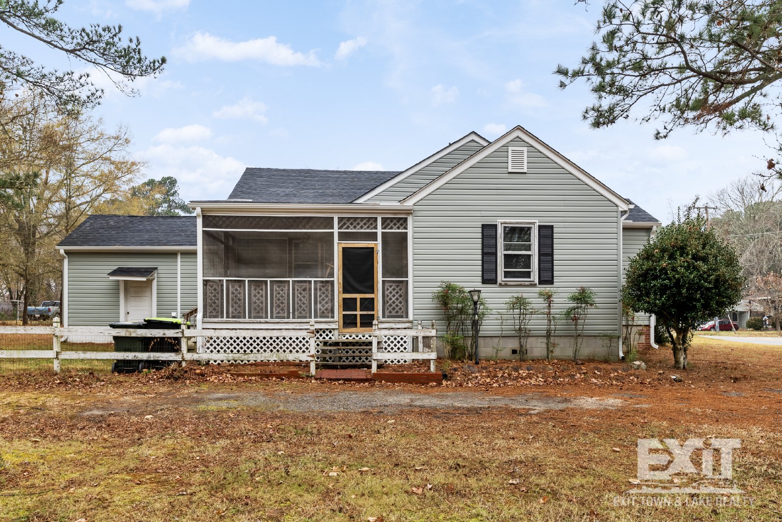 3 Bedroom 1 Bathroom Home property image