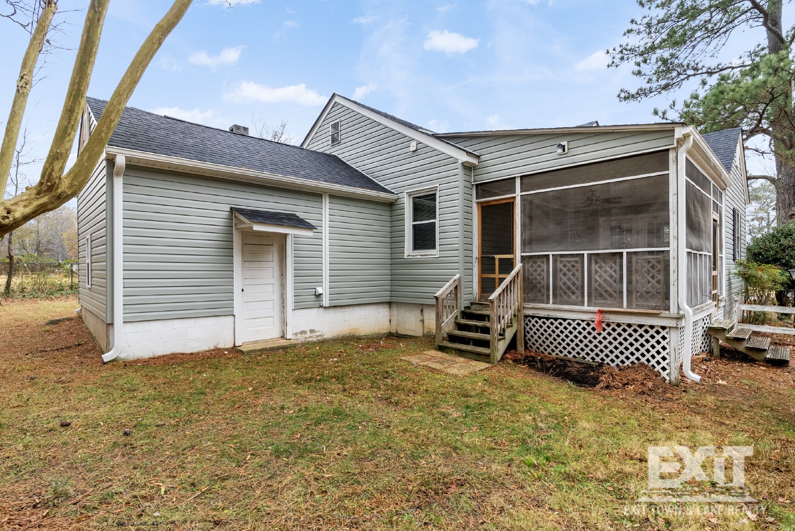 3 Bedroom 1 Bathroom Home property image