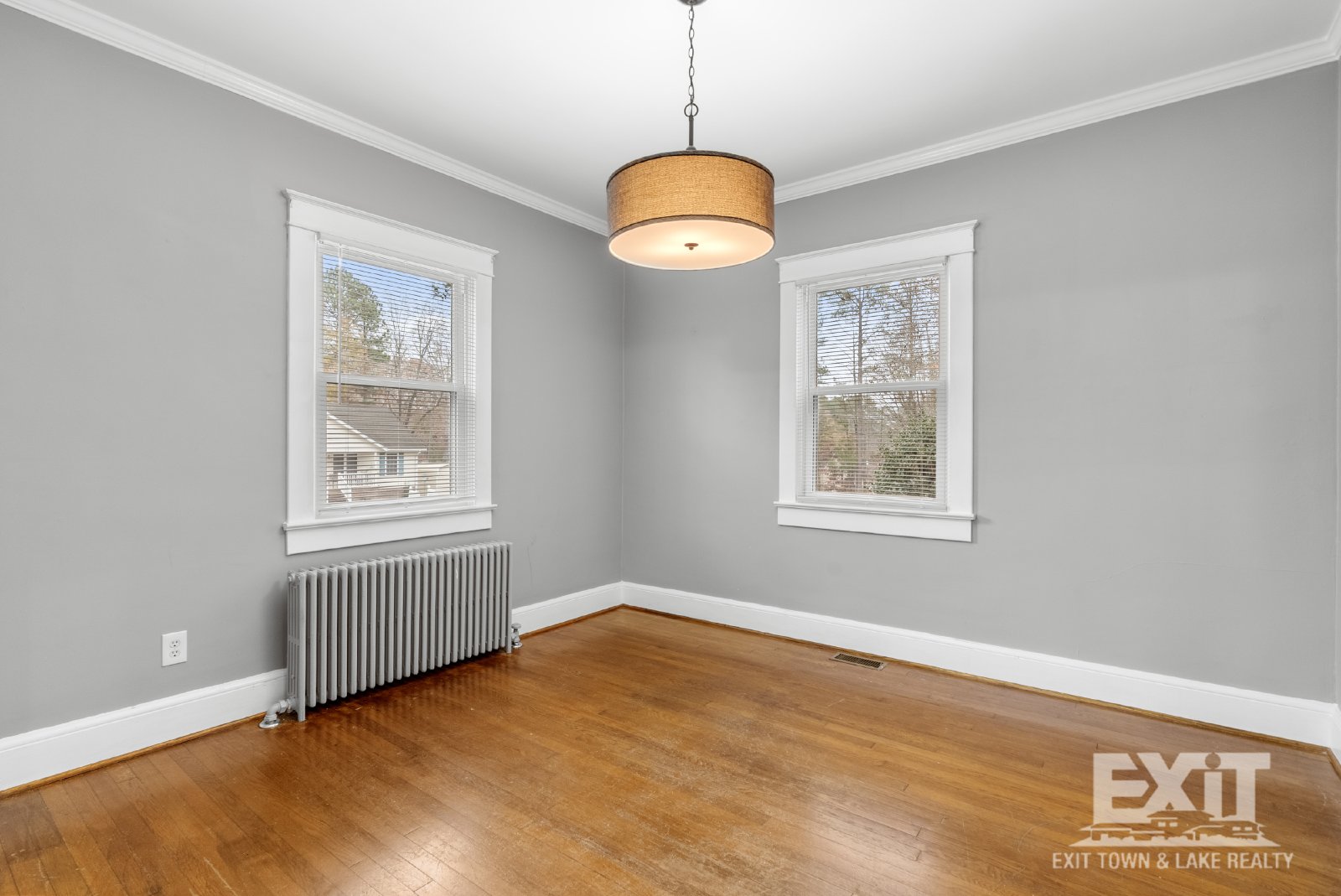 3 Bedroom 1 Bathroom Home property image