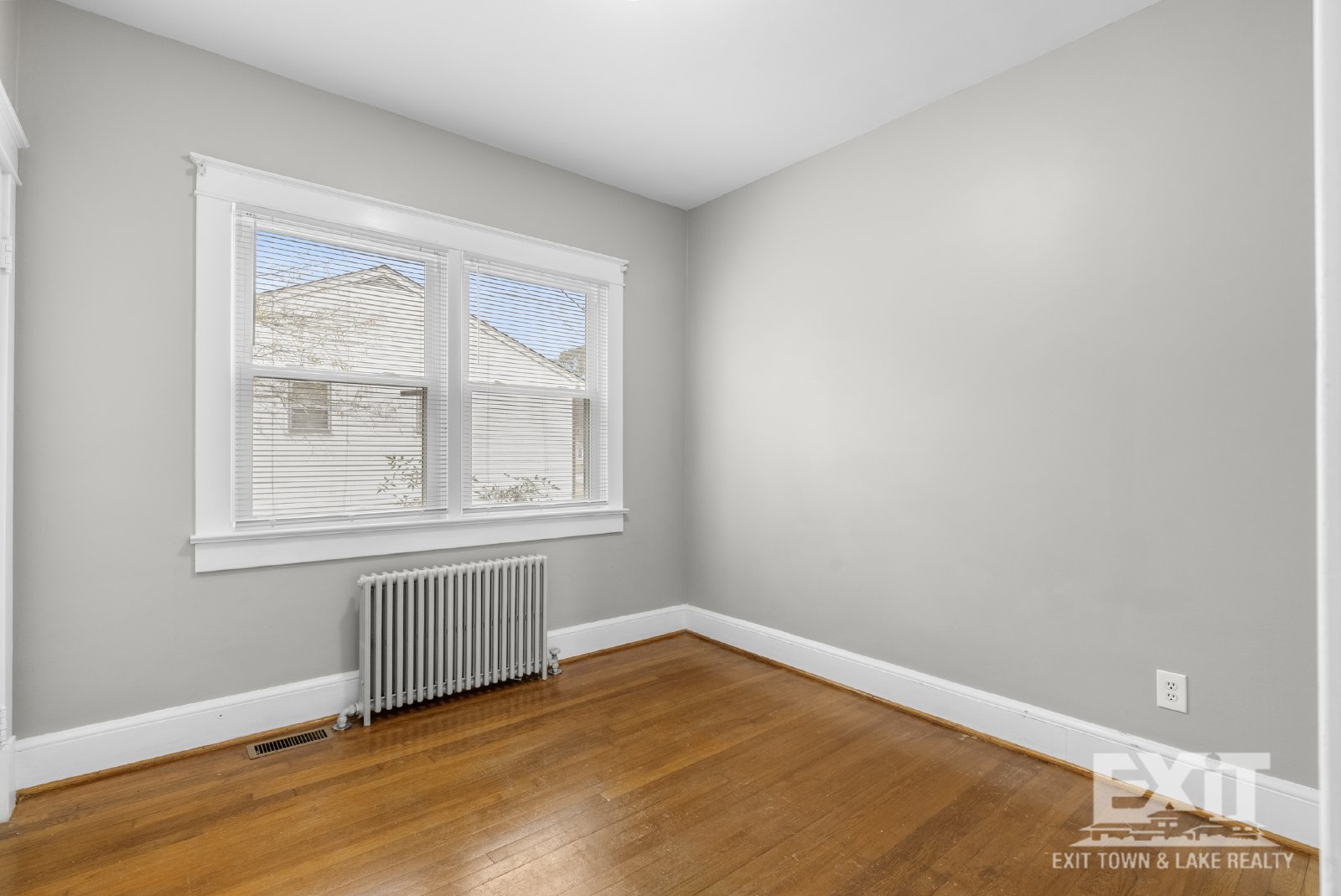 3 Bedroom 1 Bathroom Home property image