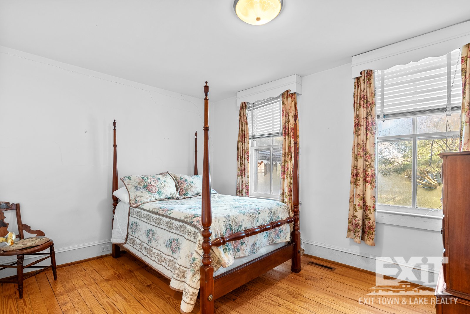 3 Bedroom 2 Bathroom Home property image