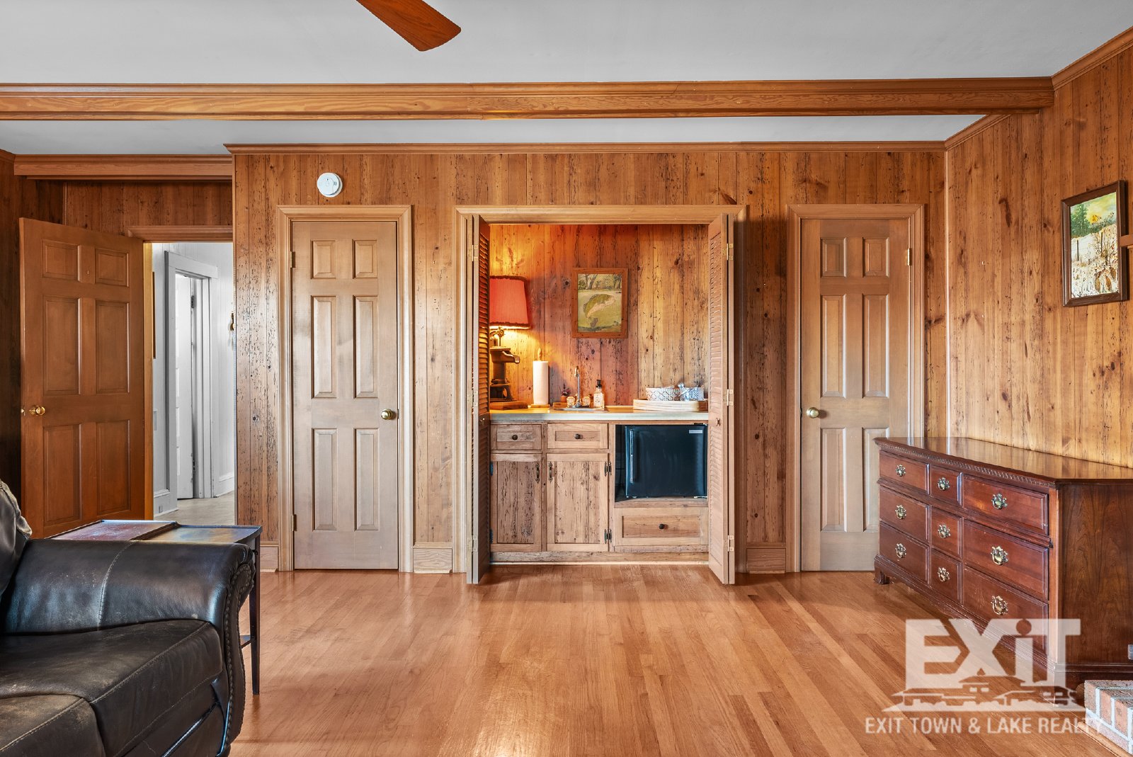 3 Bedroom 2 Bathroom Home property image