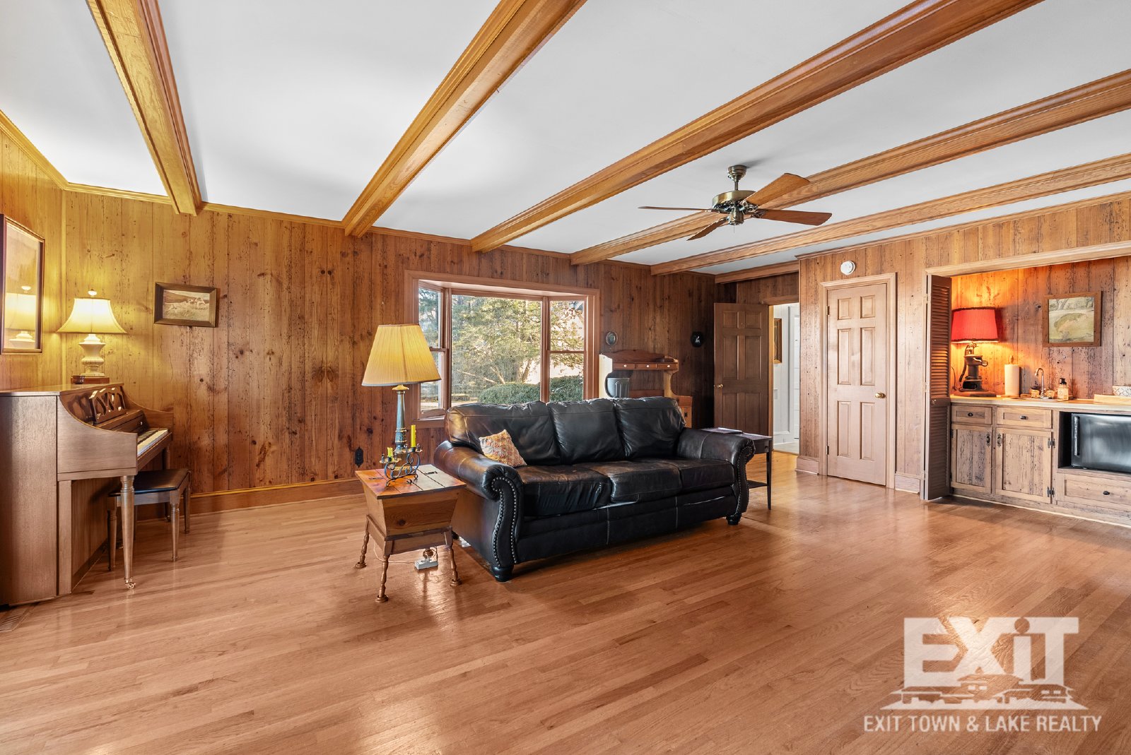 3 Bedroom 2 Bathroom Home property image