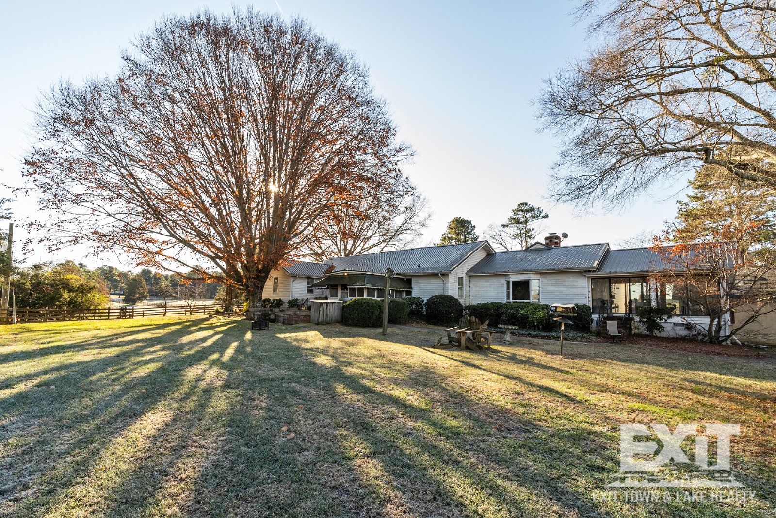 3 Bedroom 2 Bathroom Home property image