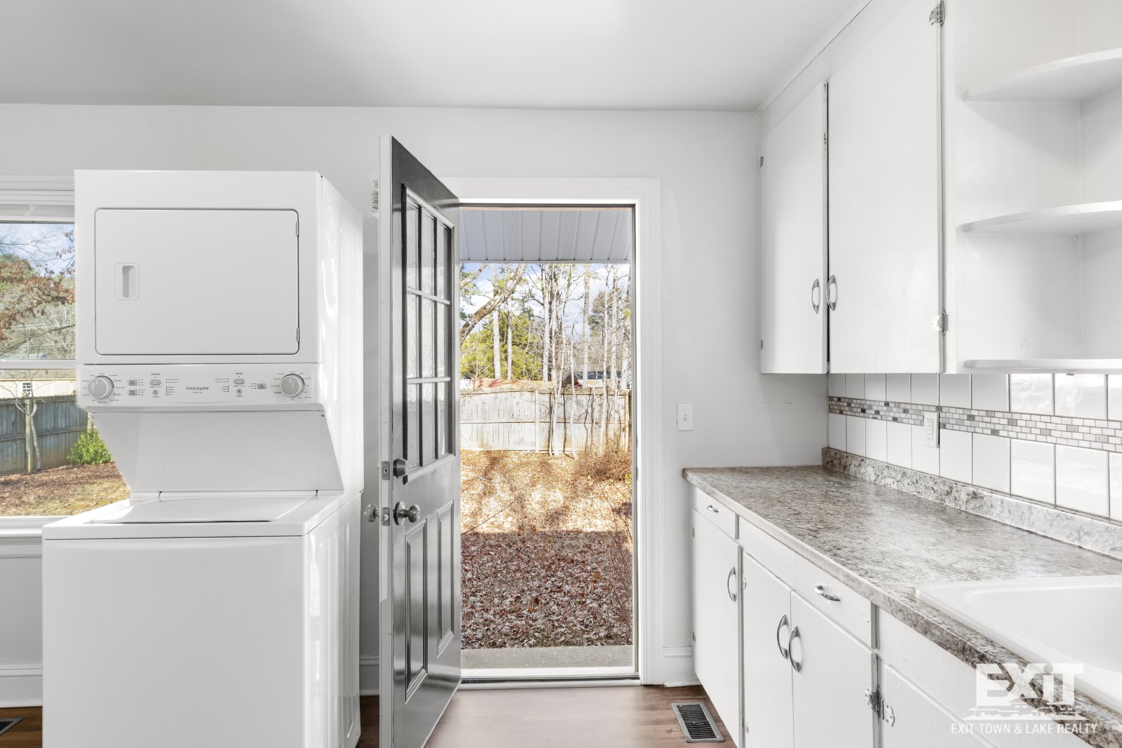 Welcome to your 2 bedroom, 1 bath home in South Hill! property image