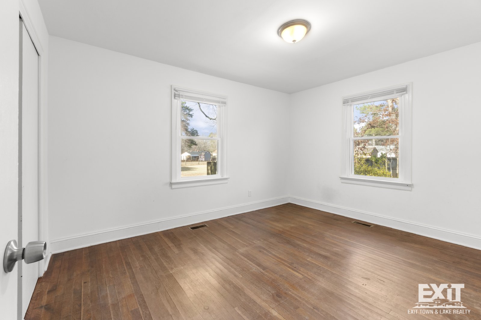 Welcome to your 2 bedroom, 1 bath home in South Hill! property image