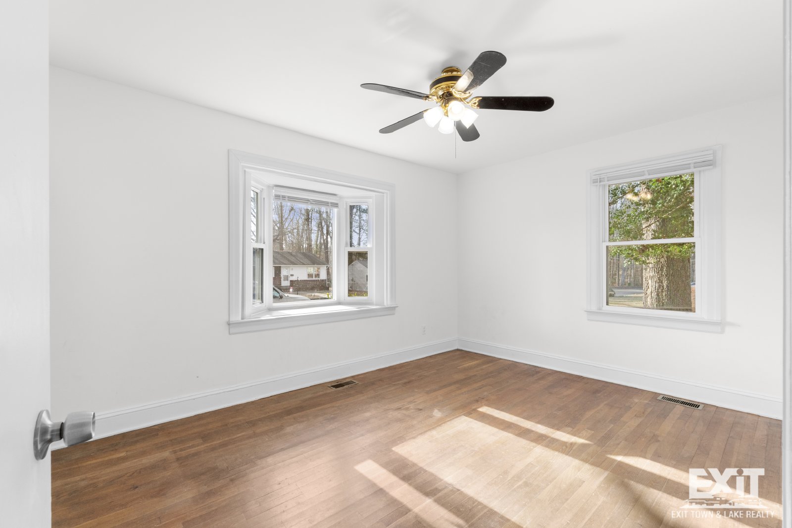 Welcome to your 2 bedroom, 1 bath home in South Hill! property image