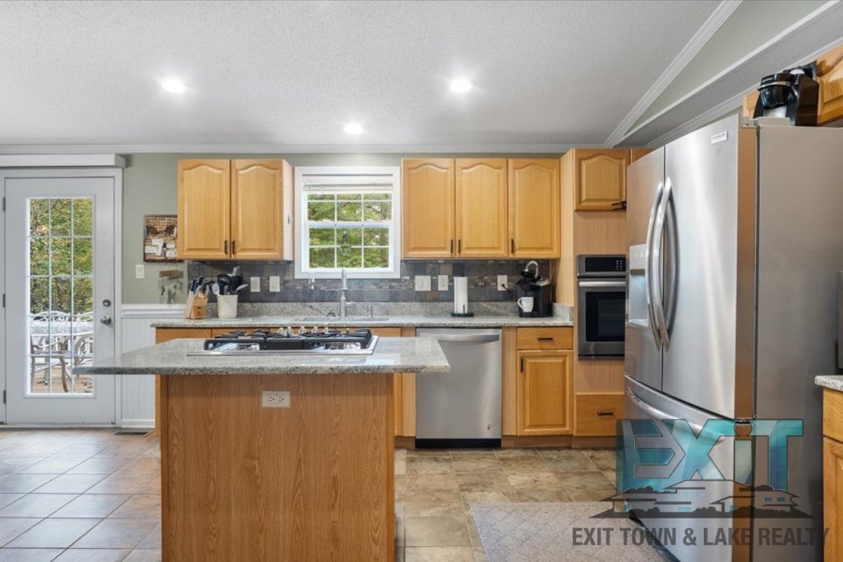 Lakefront Rental in Long Branch Shores property image