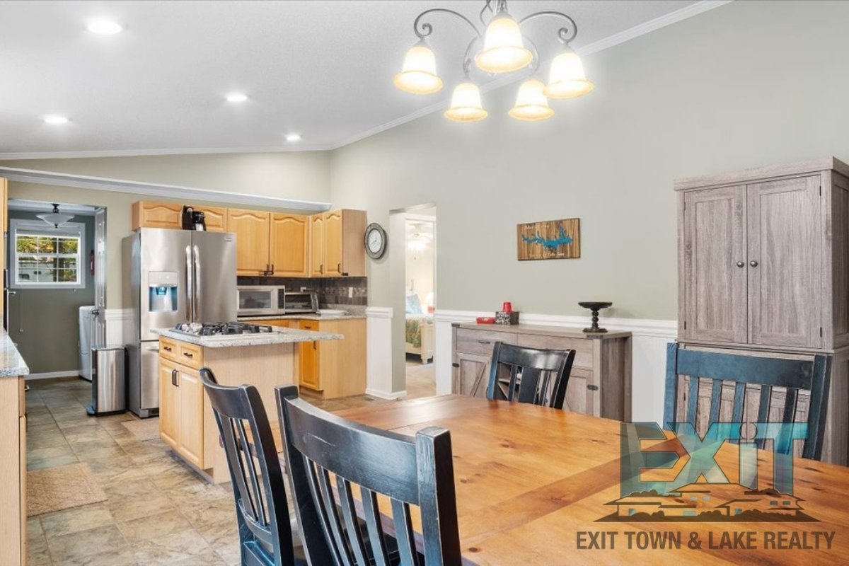 Lakefront Rental in Long Branch Shores property image