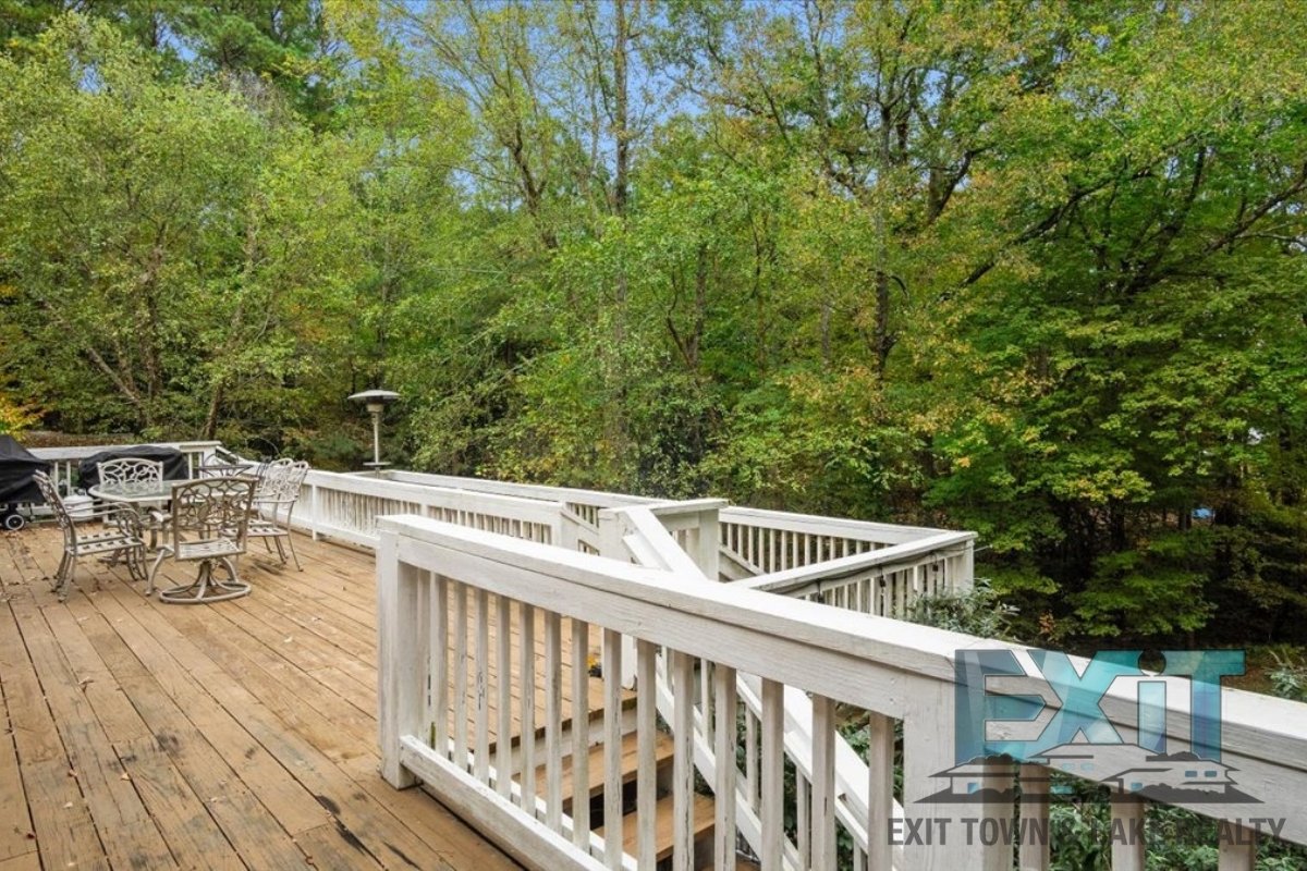 Lakefront Rental in Long Branch Shores property image