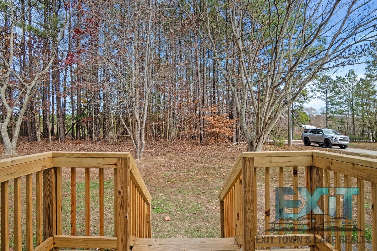 Beautiful Fully Renovated 3 Bed 2 Bath Home property image