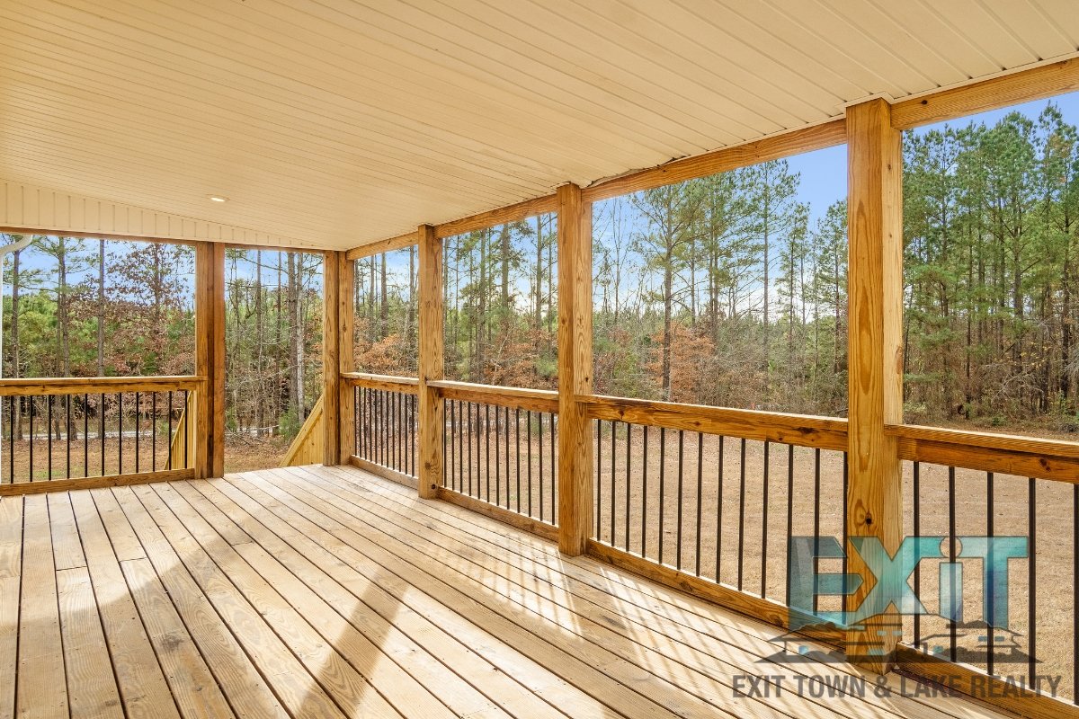 Beautiful Fully Renovated 3 Bed 2 Bath Home property image