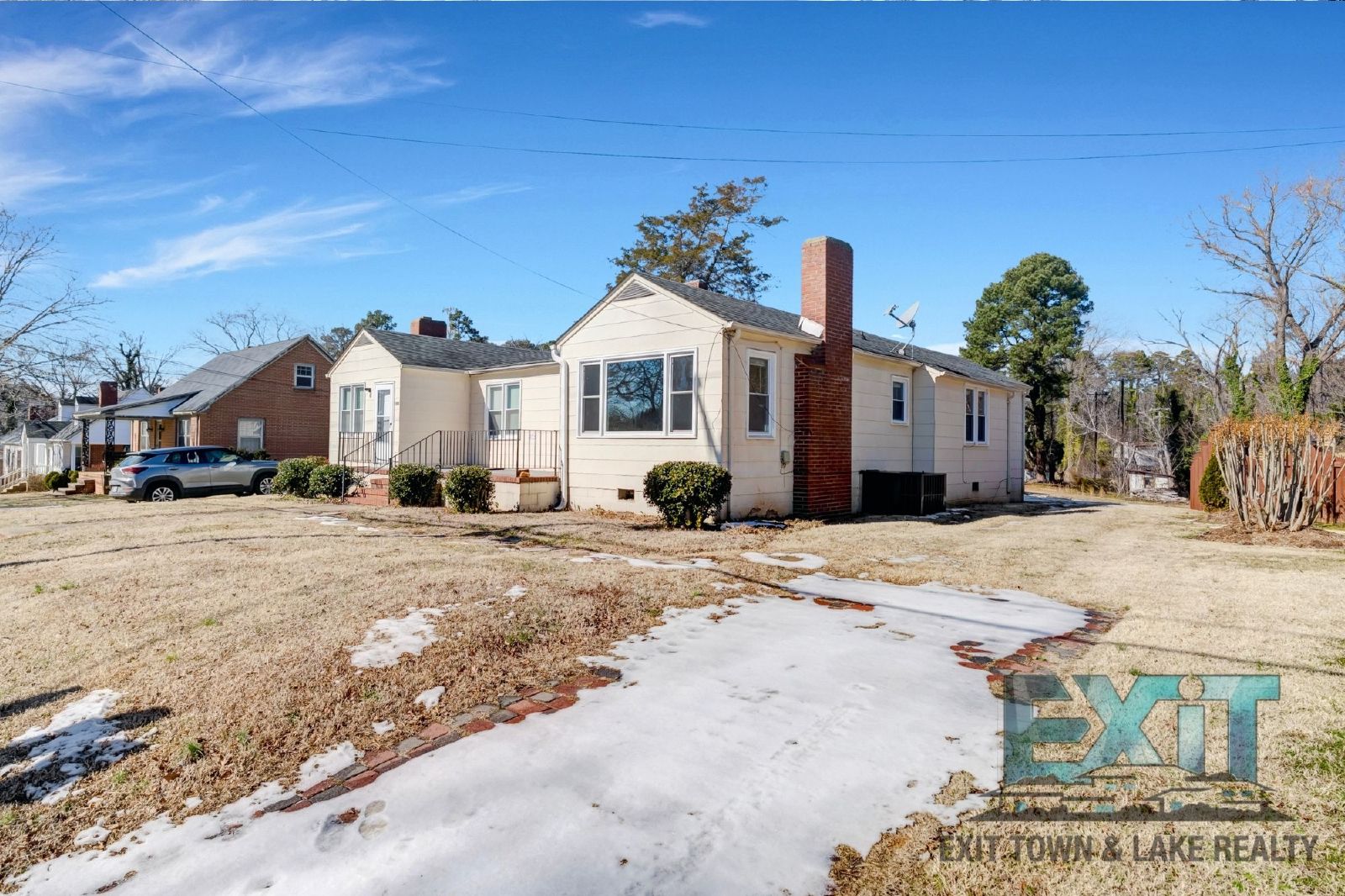 Golf Cart Friendly & Newly Renovated! property image