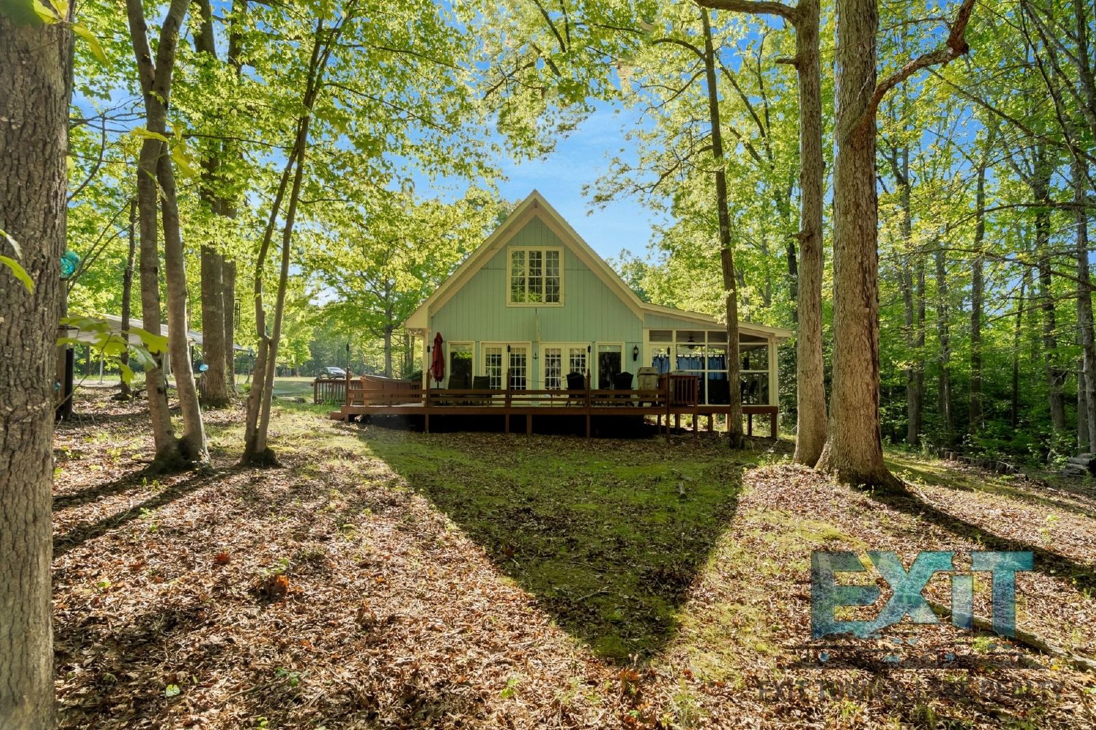 4 Bedroom, 2 Bath Home Available on Kerr Lake with Private Dock property image