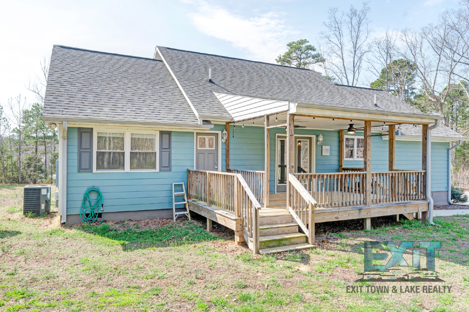 3BR Home in Colleen’s Cove with Boat Slip property image
