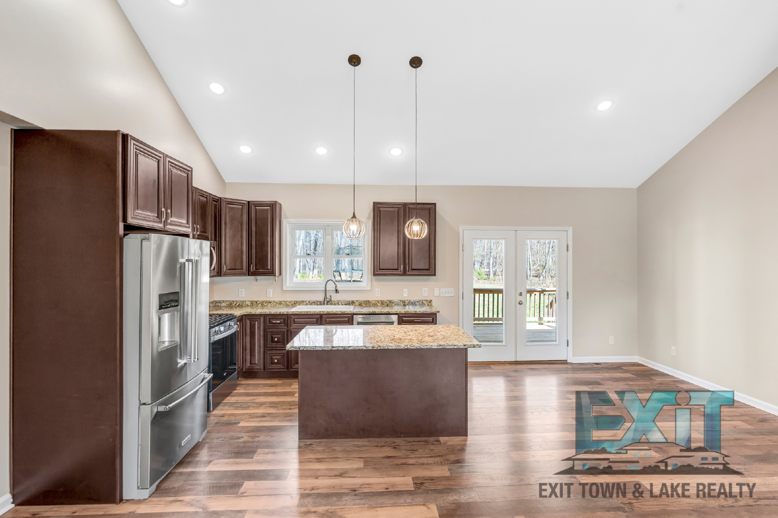 3BR Home in Colleen’s Cove with Boat Slip property image