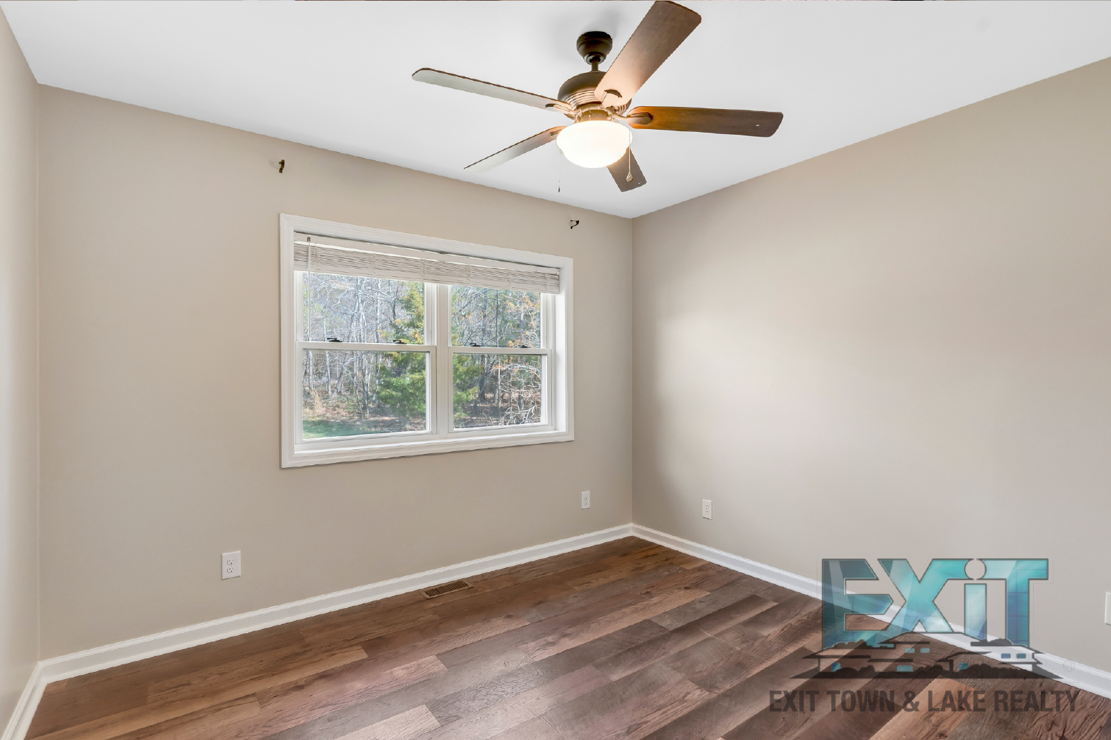 3BR Home in Colleen’s Cove with Boat Slip property image