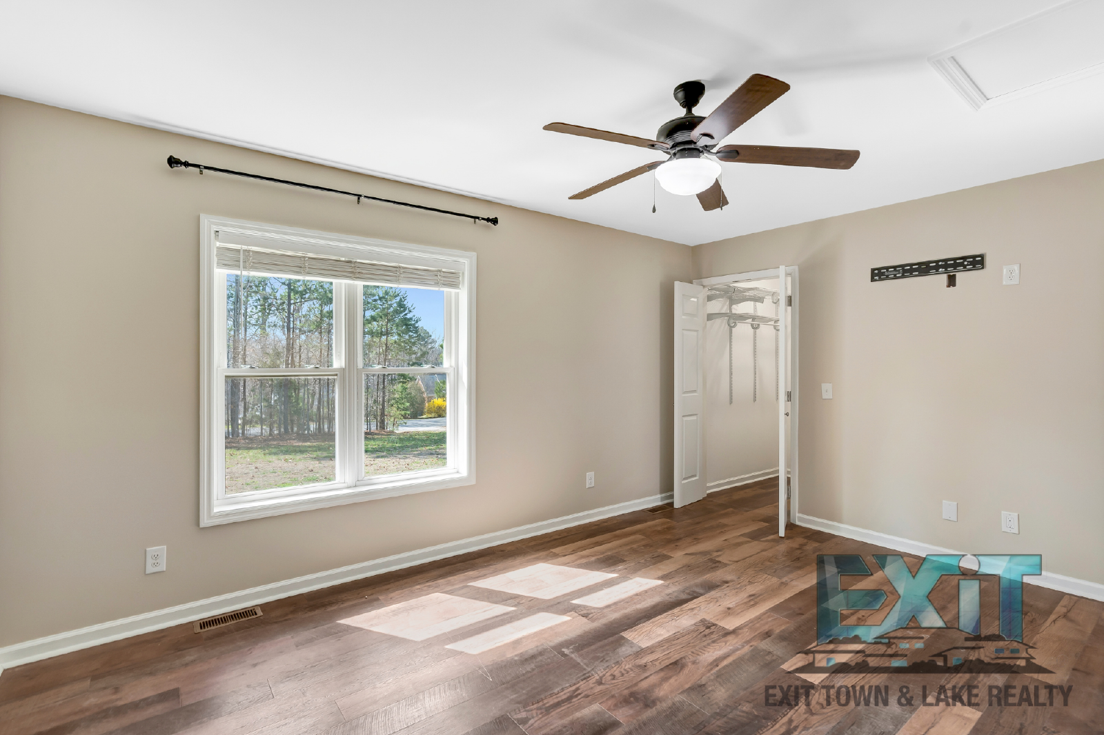 3BR Home in Colleen’s Cove with Boat Slip property image