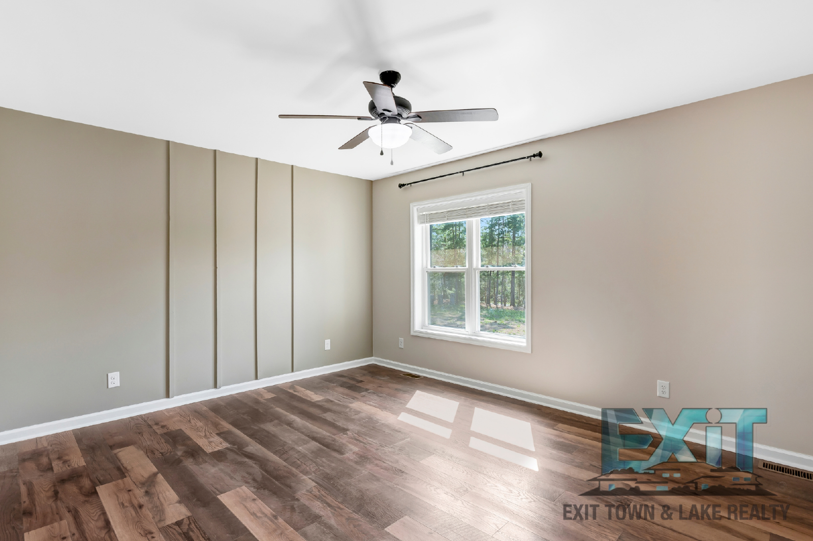 3BR Home in Colleen’s Cove with Boat Slip property image