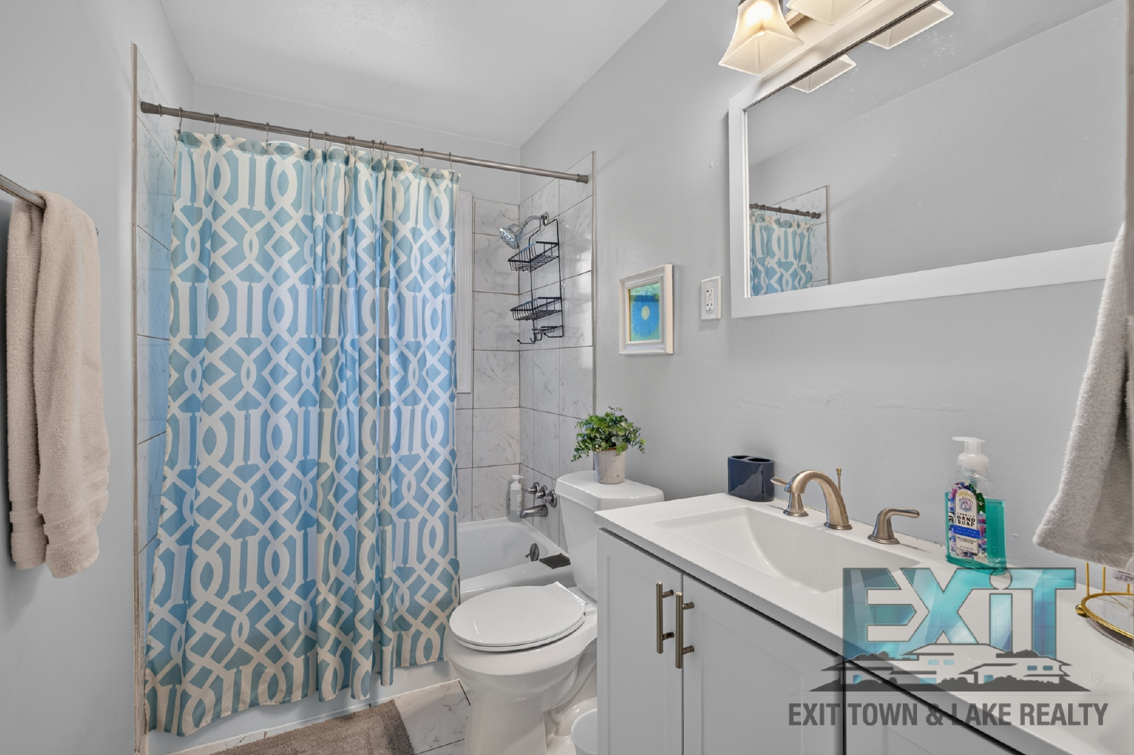 Charming Renovated Home in the Heart of South Hill property image