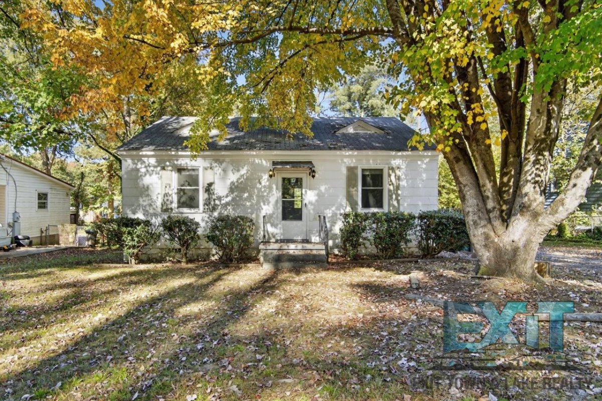 2 Bedroom & 1 Bathroom Home property image