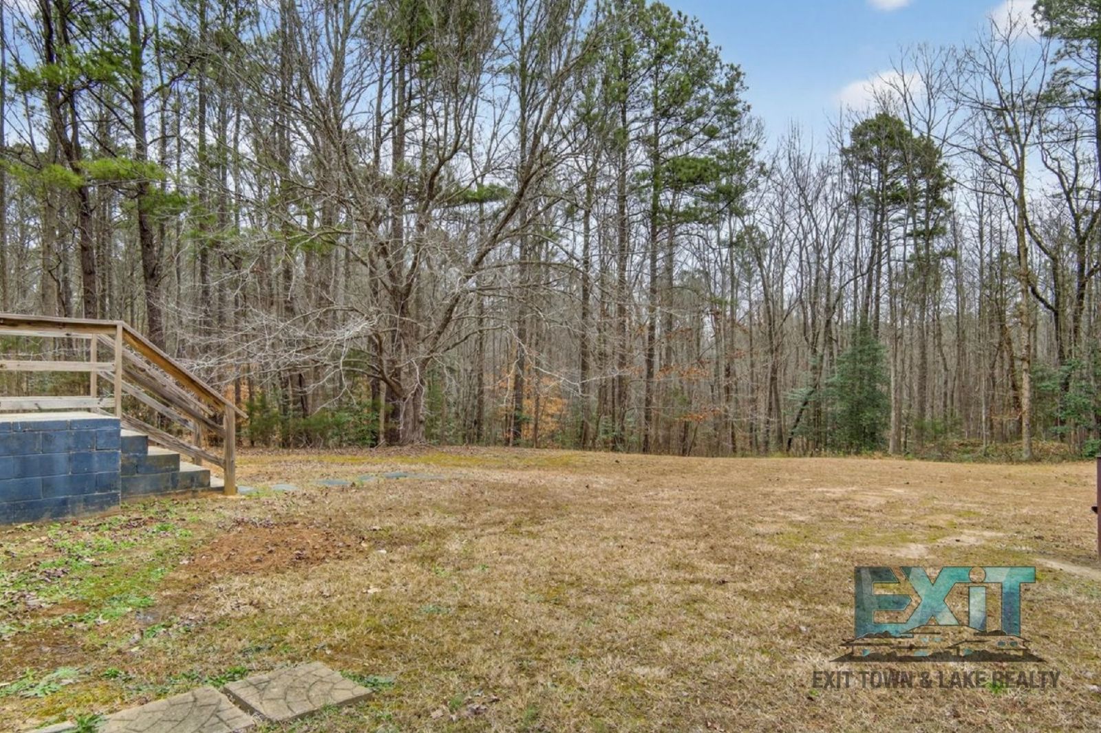 3 Bedroom, 1 Bath Home Available in LaCrosse! property image