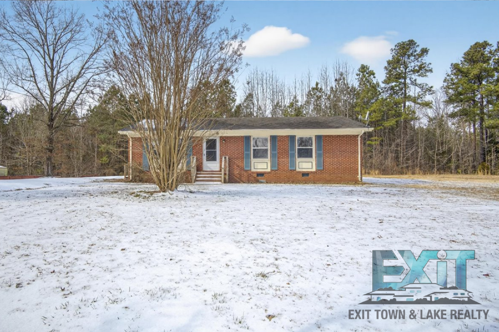 Cozy 3 Bed. 1 Bath  Country Home property image