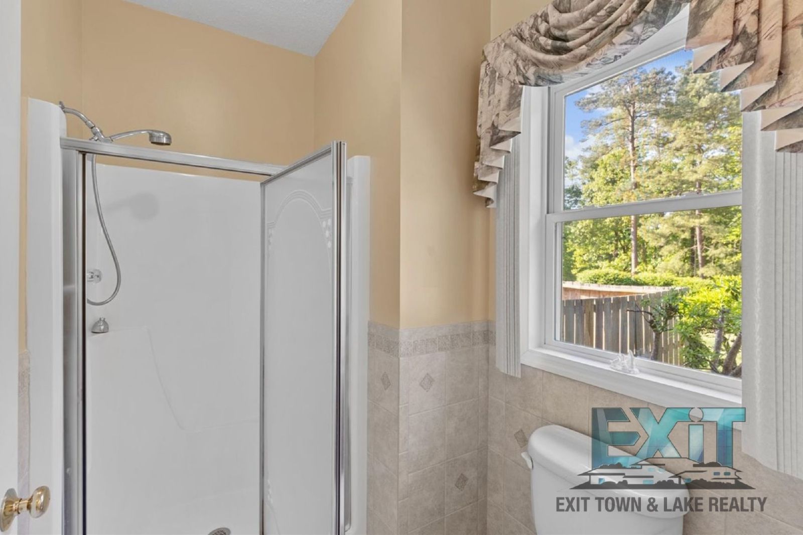 Beautiful Home in Beaver Creek property image