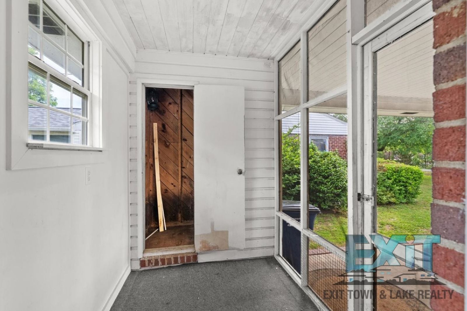 Charming 3BR Home in Jarratt - Convenient Location Near I-95 property image