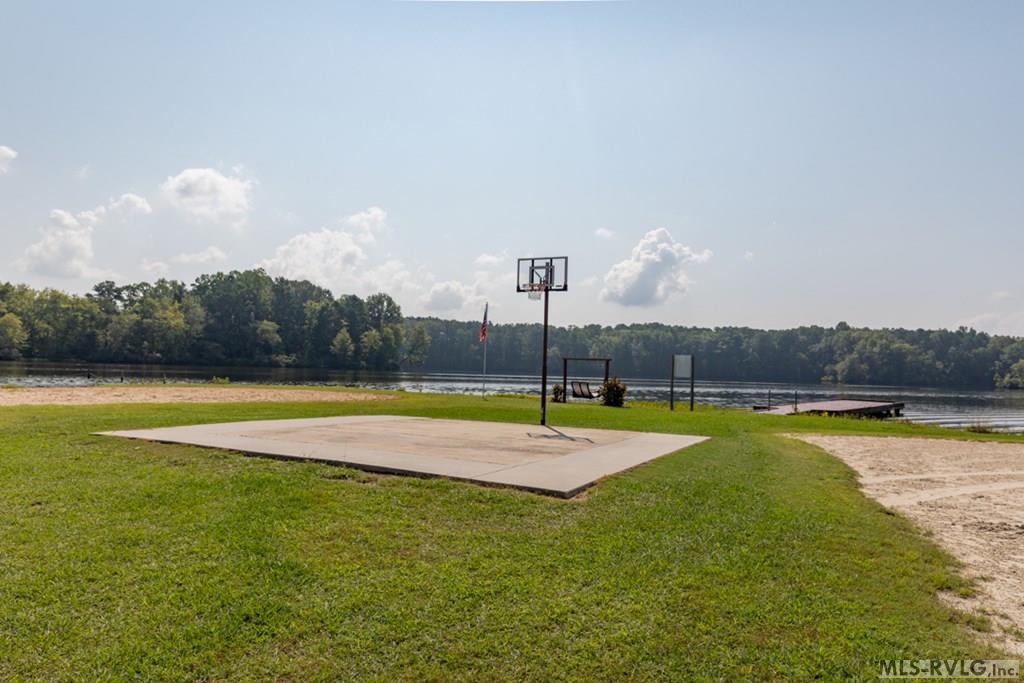 2 Bedroom, 2 Bath Home located in Tanglewood Shores property image