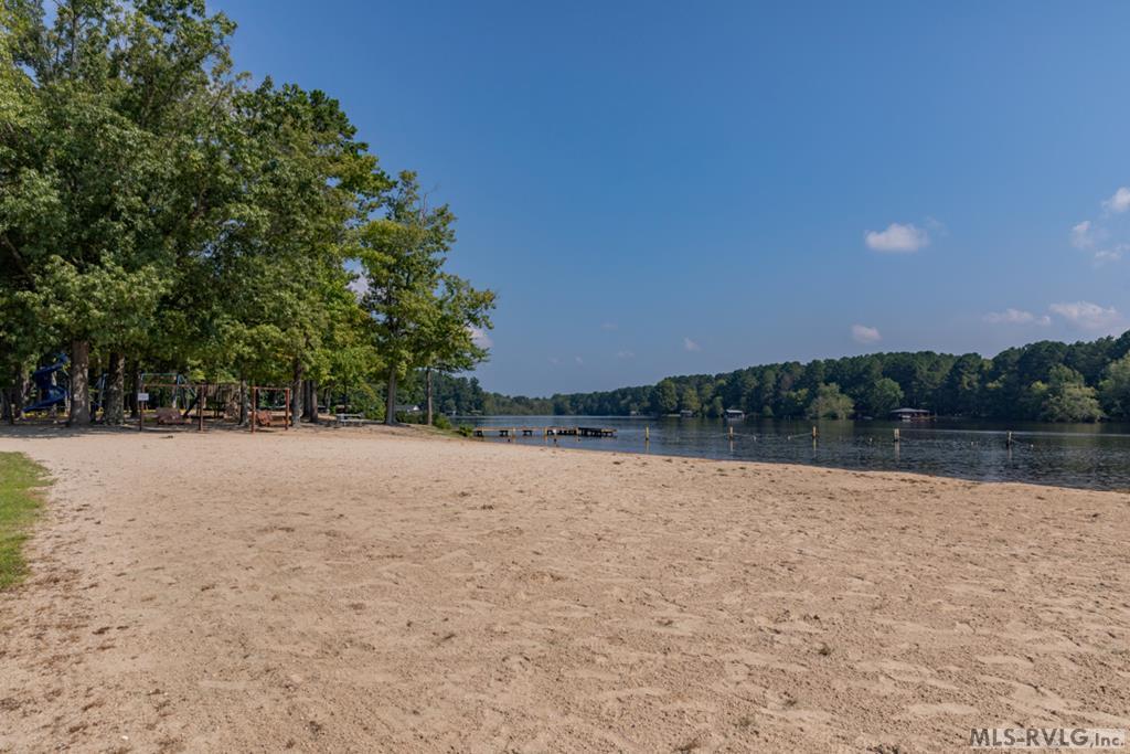 2 Bedroom, 2 Bath Home located in Tanglewood Shores property image