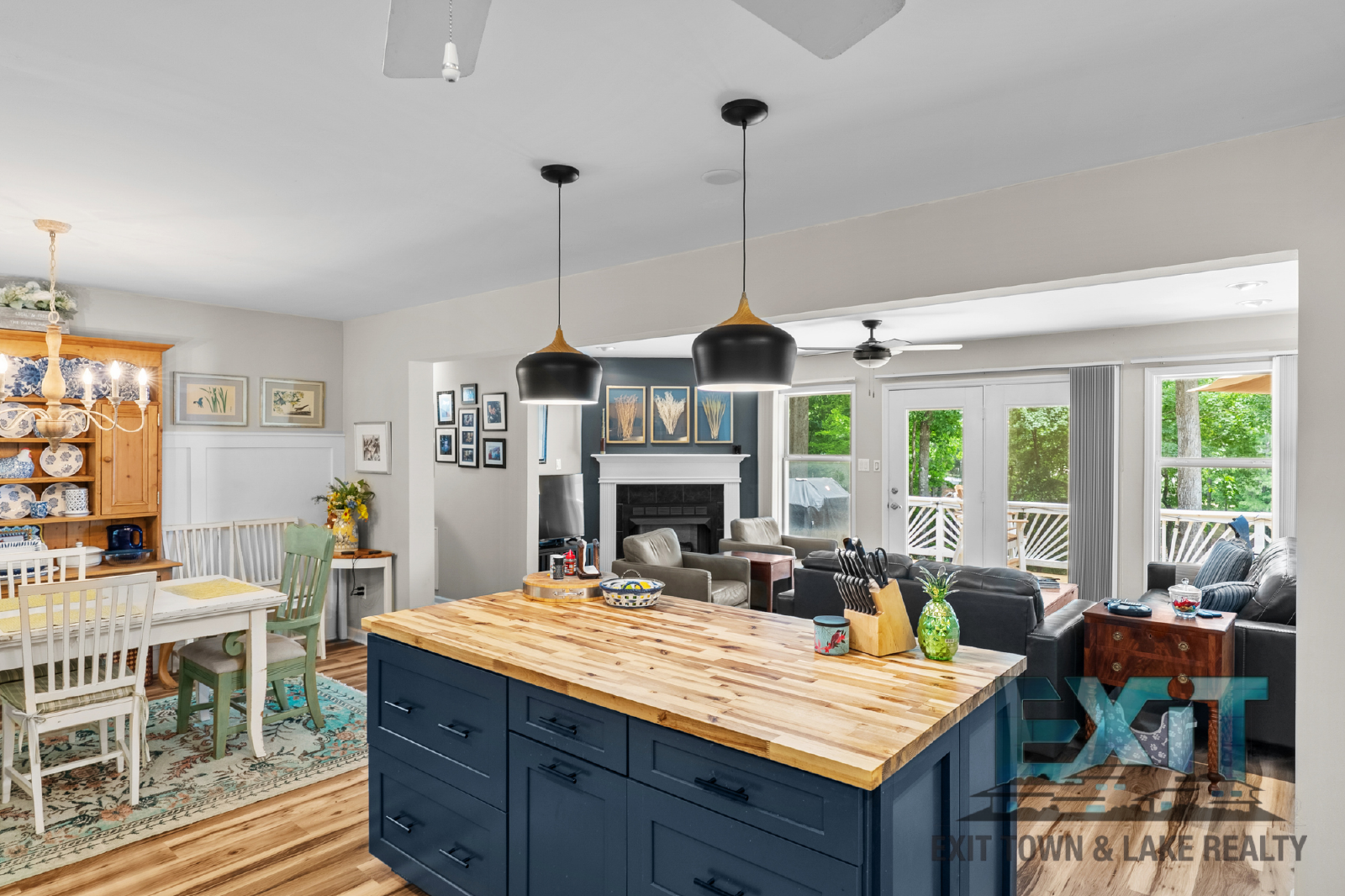 Available November 1, 2026 – March 31, 2027 | Short-Term Lake Gaston Rental property image