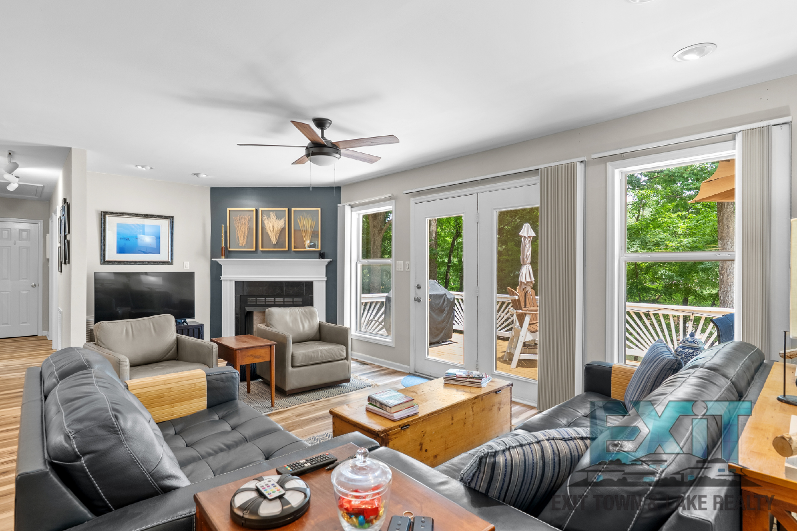 Available November 1, 2026 – March 31, 2027 | Short-Term Lake Gaston Rental property image