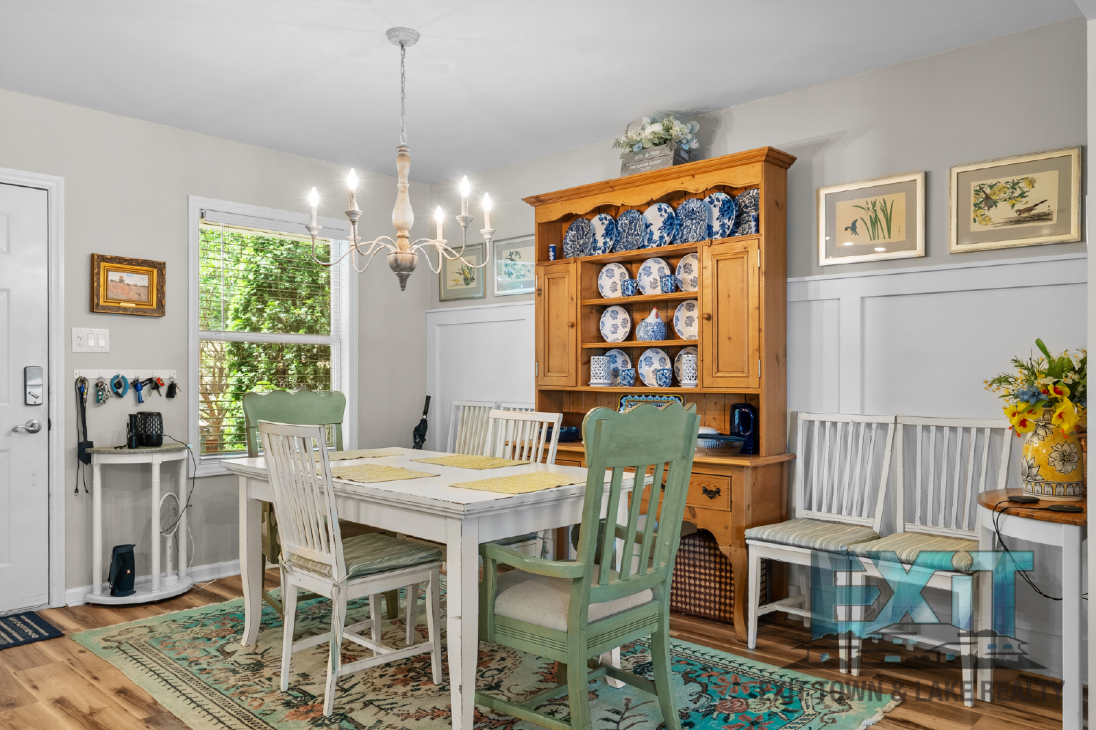 Available November 1, 2026 – March 31, 2027 | Short-Term Lake Gaston Rental property image