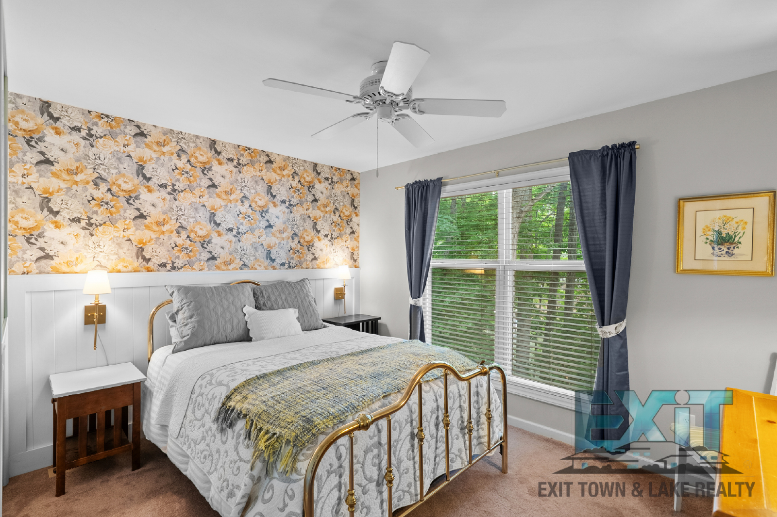 Available November 1, 2026 – March 31, 2027 | Short-Term Lake Gaston Rental property image