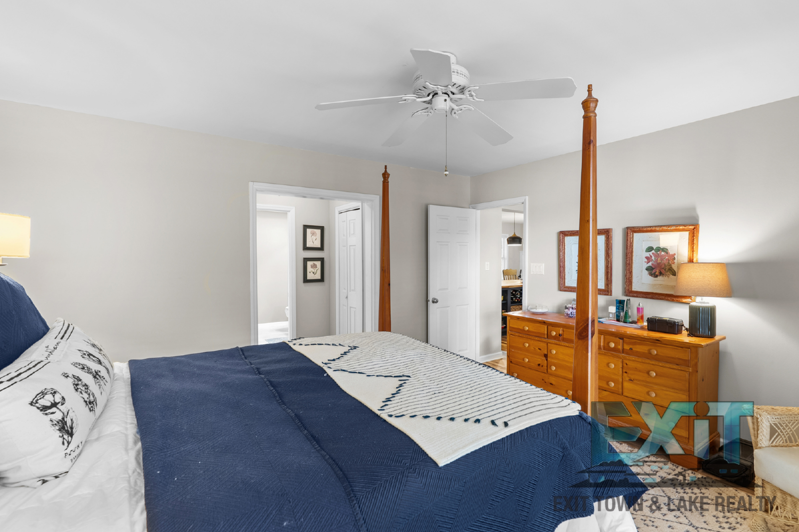 Available November 1, 2026 – March 31, 2027 | Short-Term Lake Gaston Rental property image
