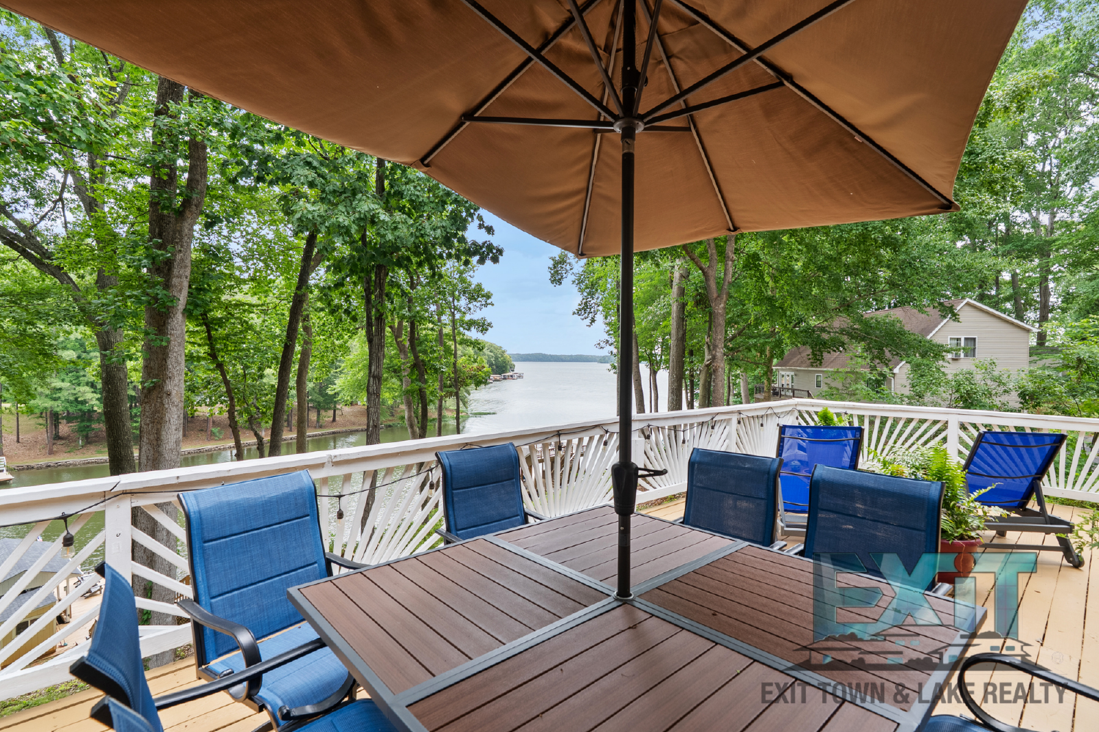 Available November 1, 2026 – March 31, 2027 | Short-Term Lake Gaston Rental property image
