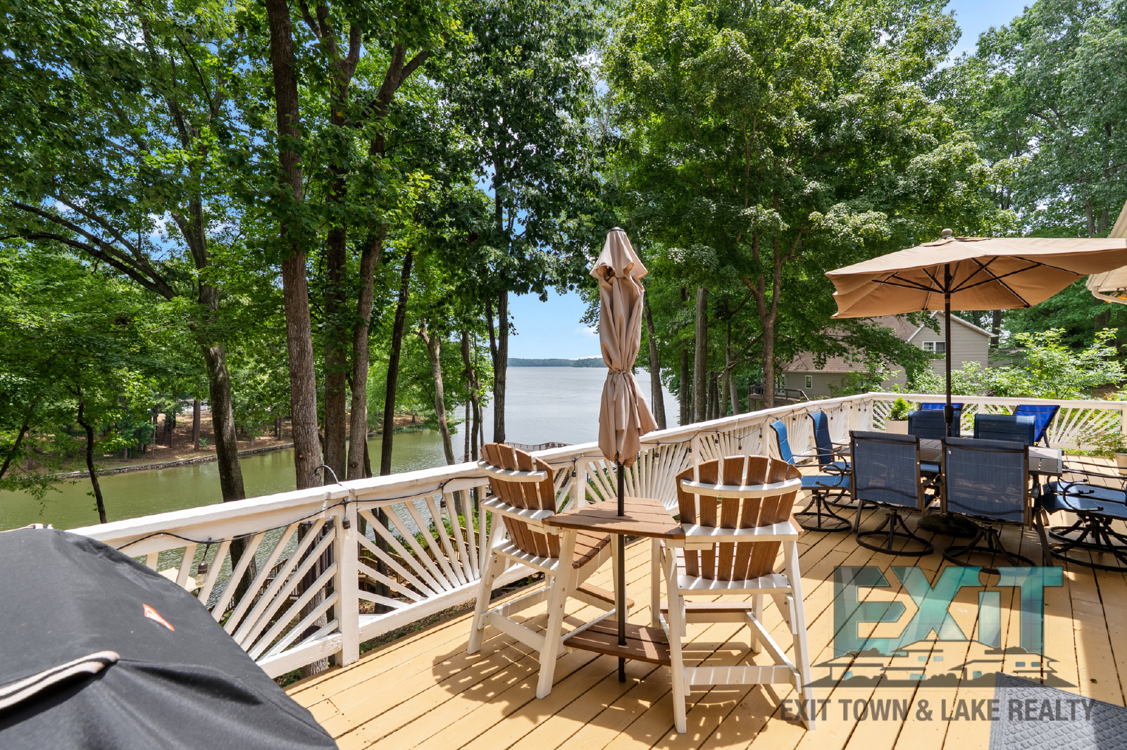 Available November 1, 2026 – March 31, 2027 | Short-Term Lake Gaston Rental property image