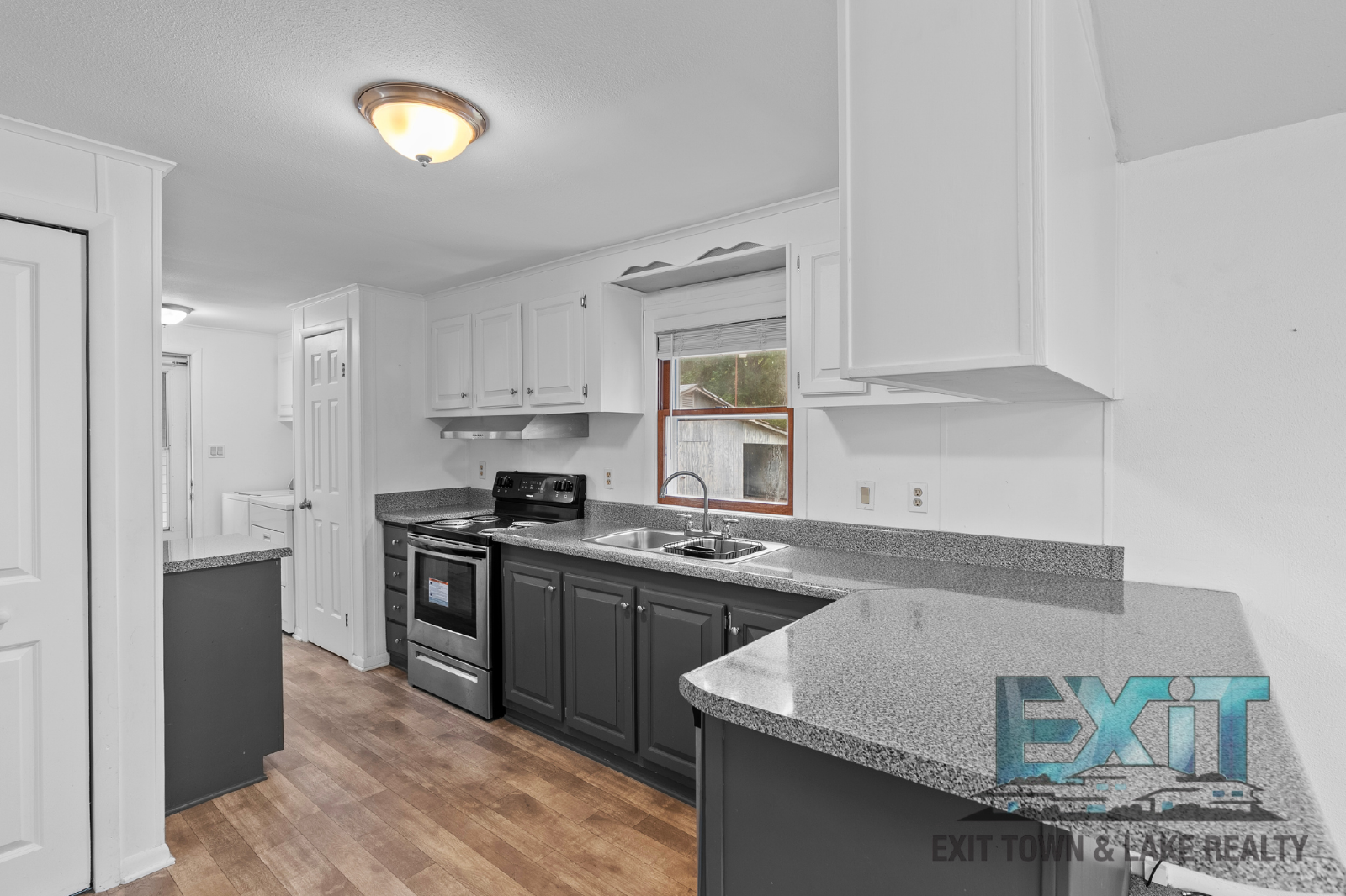 2 Bedroom, 2 Bath Home located in Tanglewood Shores property image