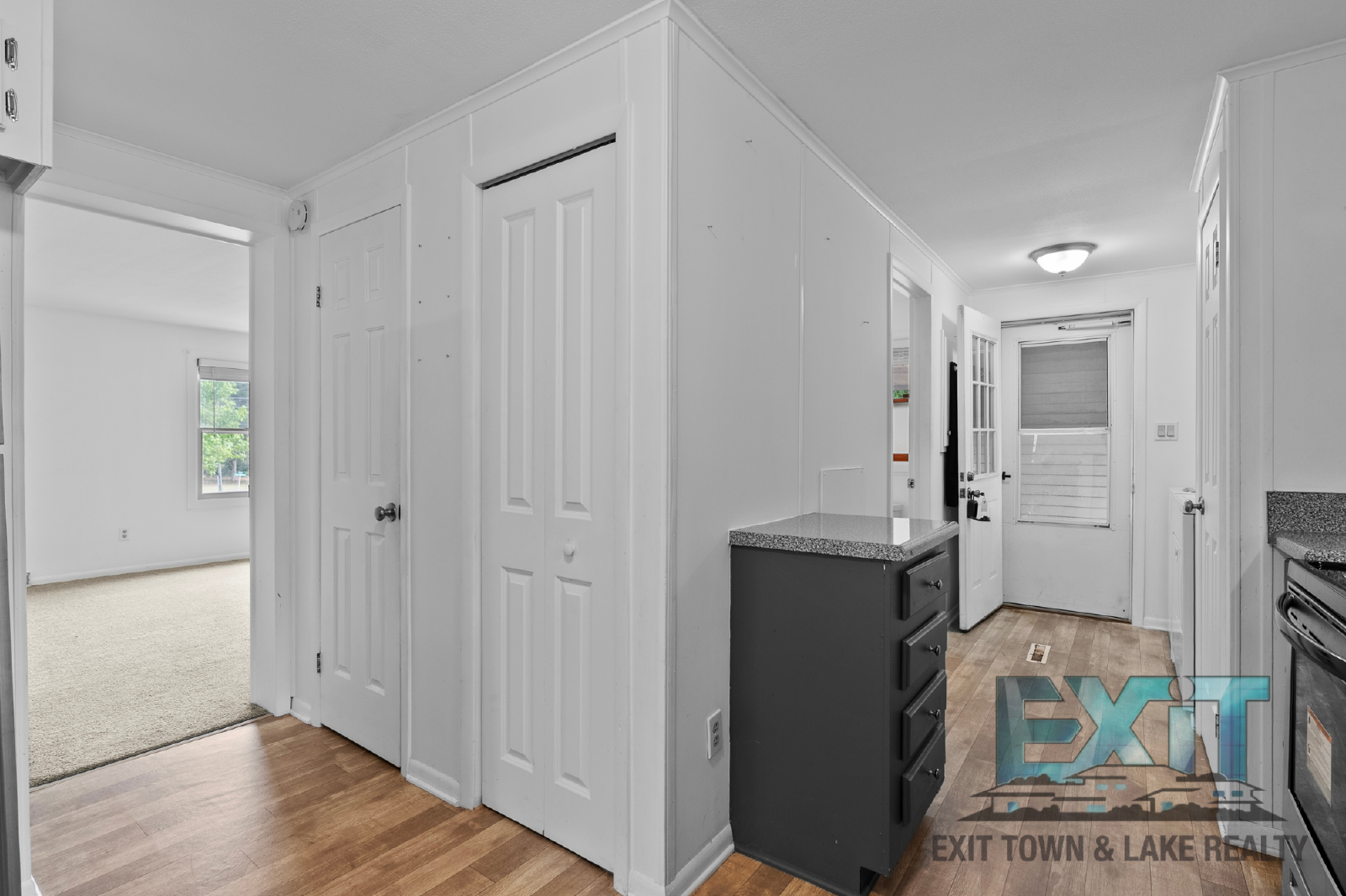 2 Bedroom, 2 Bath Home located in Tanglewood Shores property image
