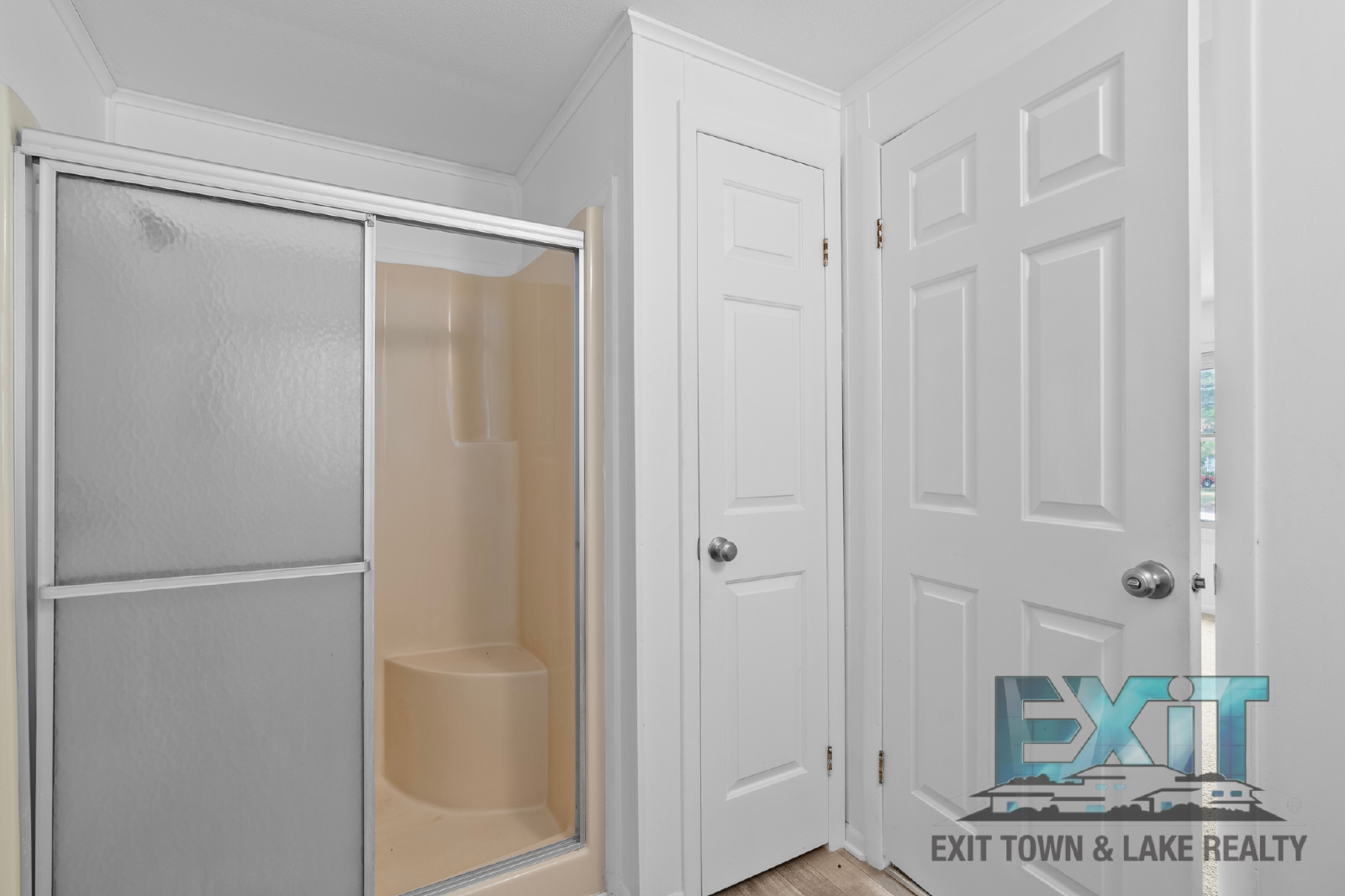 2 Bedroom, 2 Bath Home located in Tanglewood Shores property image