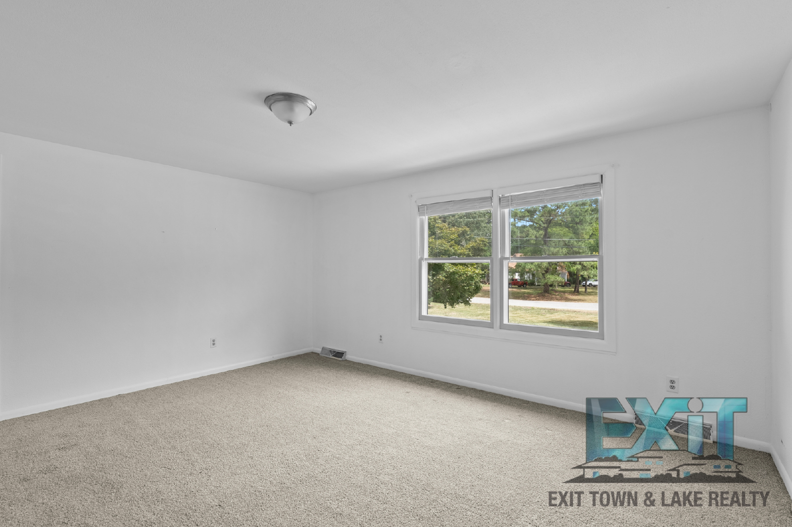 2 Bedroom, 2 Bath Home located in Tanglewood Shores property image