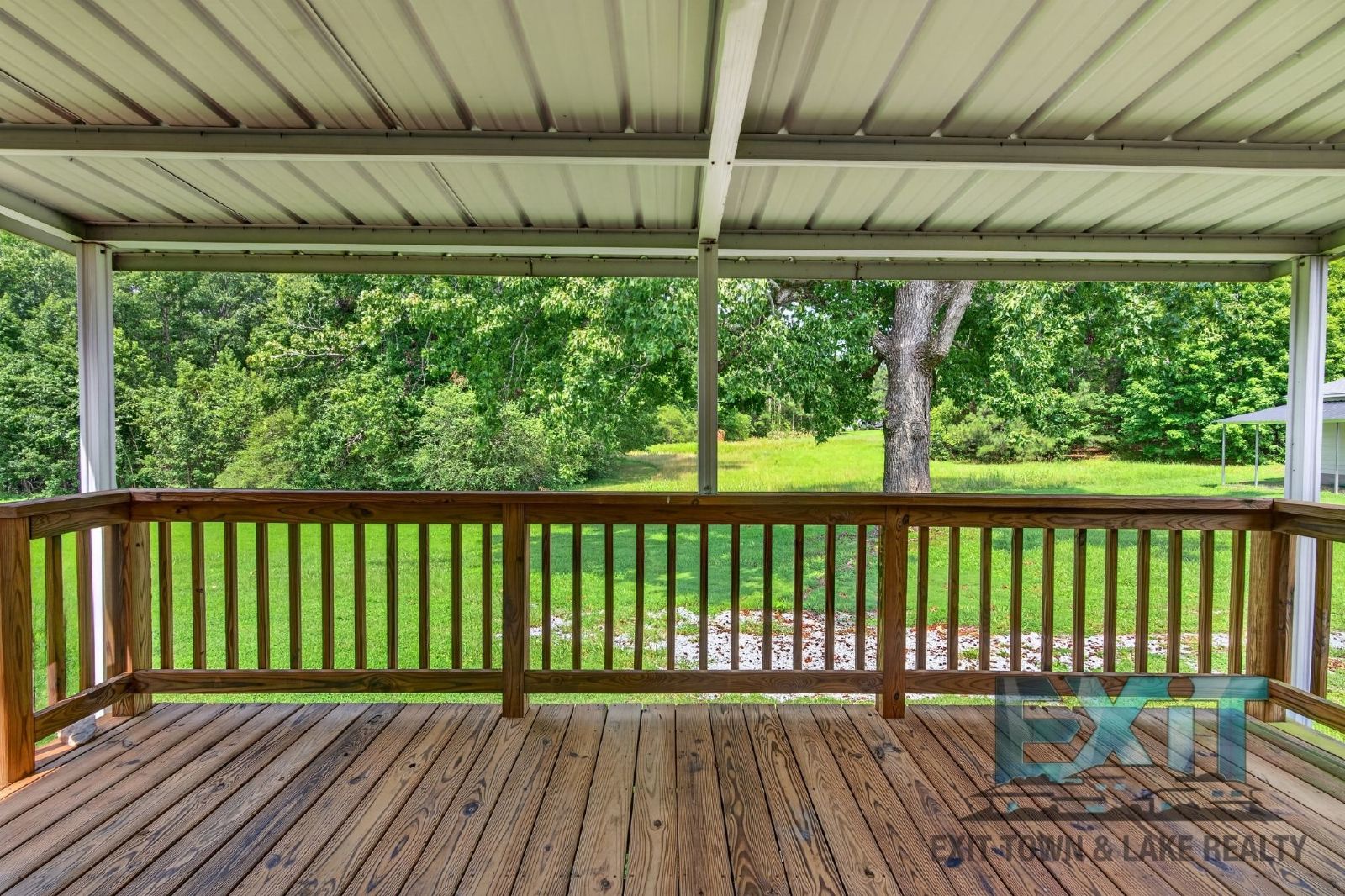 Peaceful Country Living in Gasburg, VA! property image