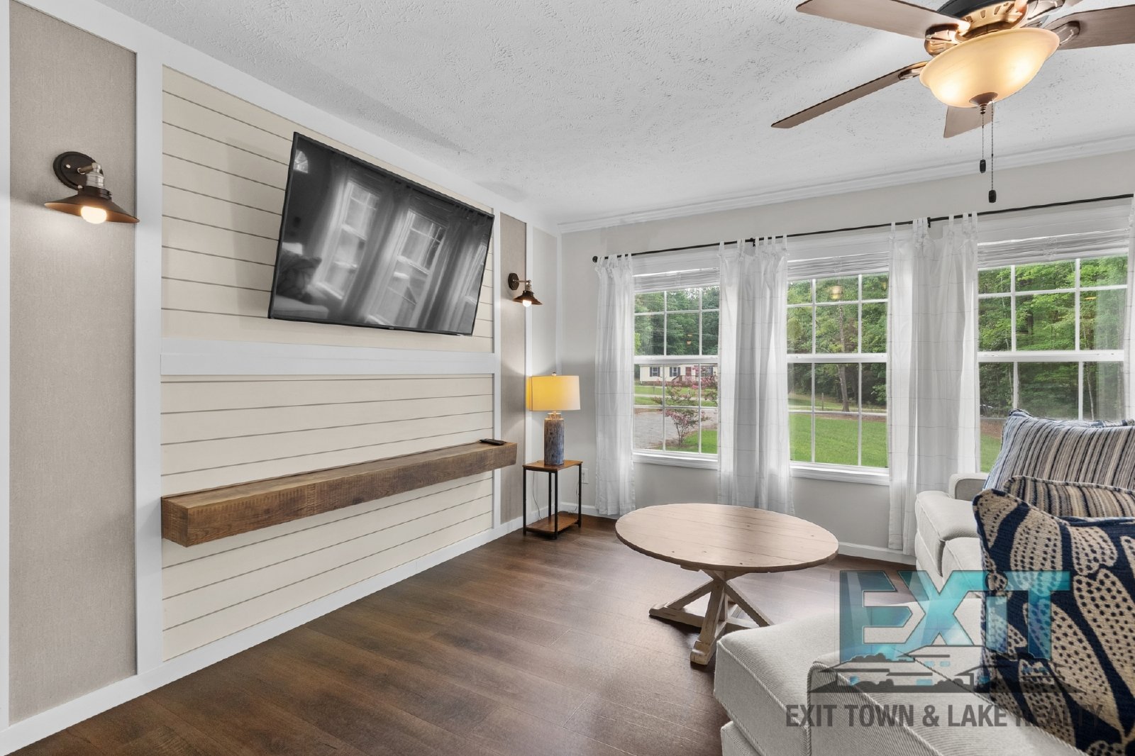 3BR/2BA Rental in Tanglewood Shores with Golf, Pool & Lake Access property image