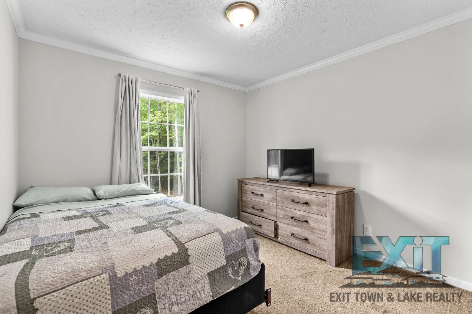 3BR/2BA Rental in Tanglewood Shores with Golf, Pool & Lake Access property image