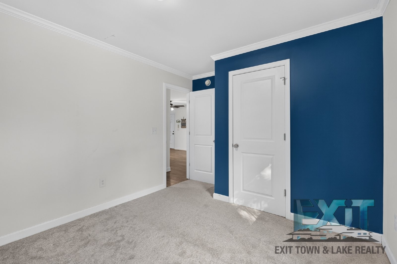 Charming 3BR/2BA Home with Fenced Yard & Detached Garage property image