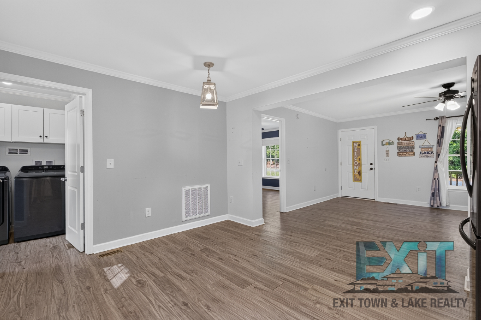 Charming 3BR/2BA Home with Fenced Yard & Detached Garage property image