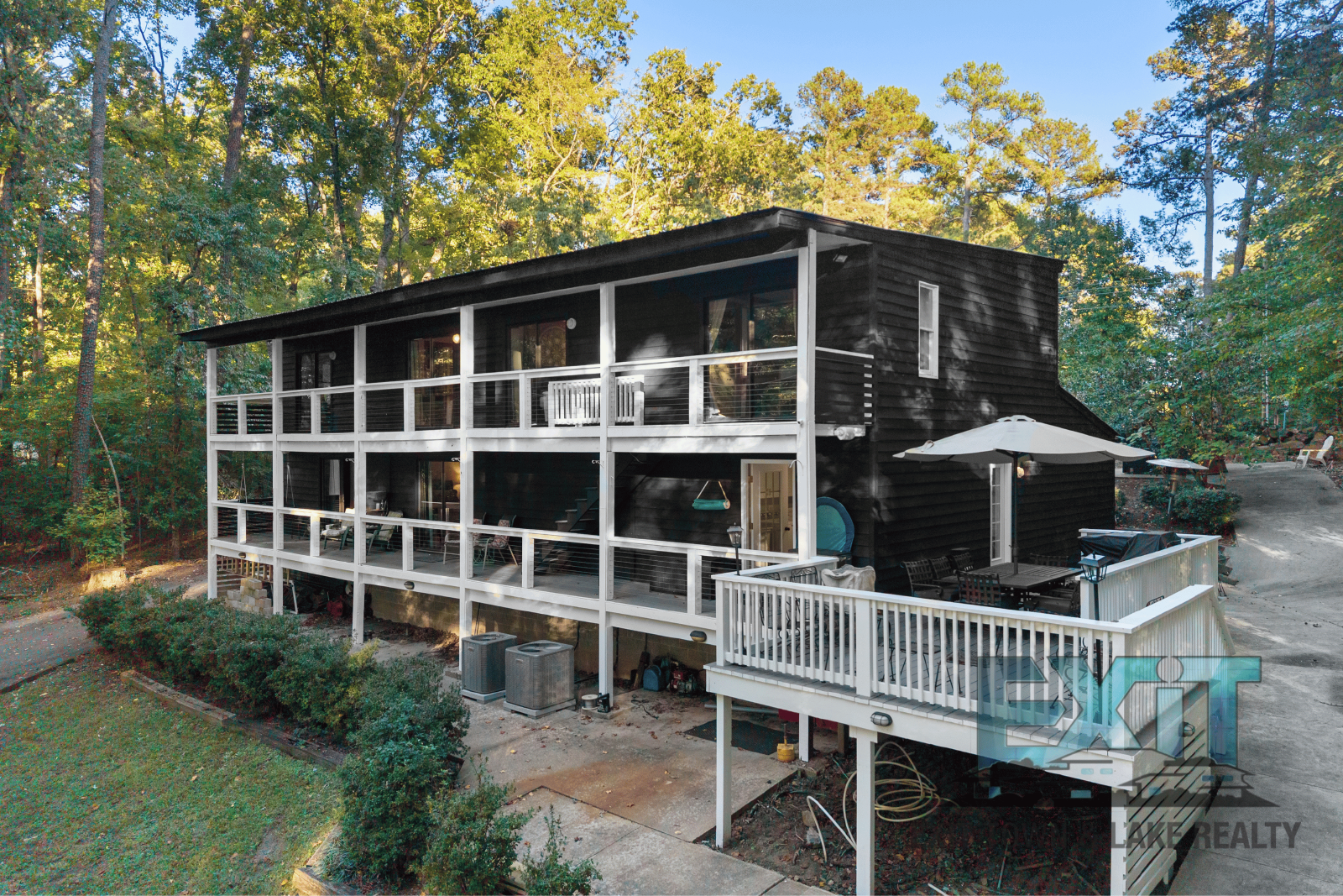 Enjoy waterfront living at 218 Club Drive in Littleton, NC! property image