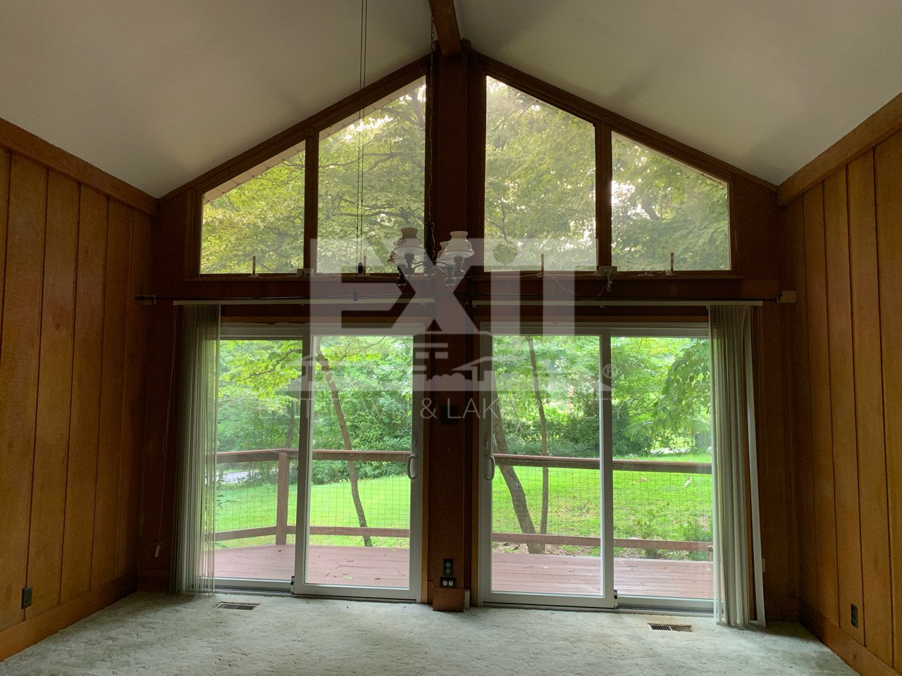 Lakeview Ranch Located in a Quiet Neighborhood property image