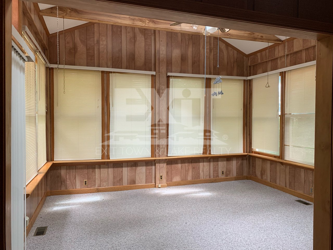 Lakeview Ranch Located in a Quiet Neighborhood property image